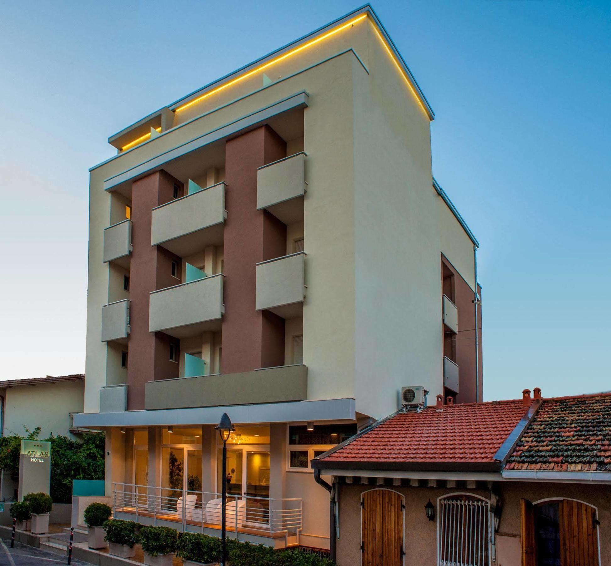 Hotel Atlas Габічче-Маре Екстер'єр фото
